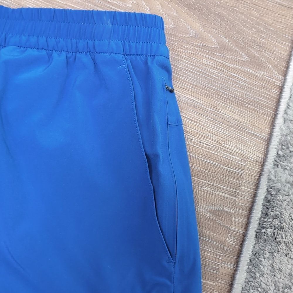 Outdoor Voices Blue Workout Shorts Size Large - Picture 3 of 10